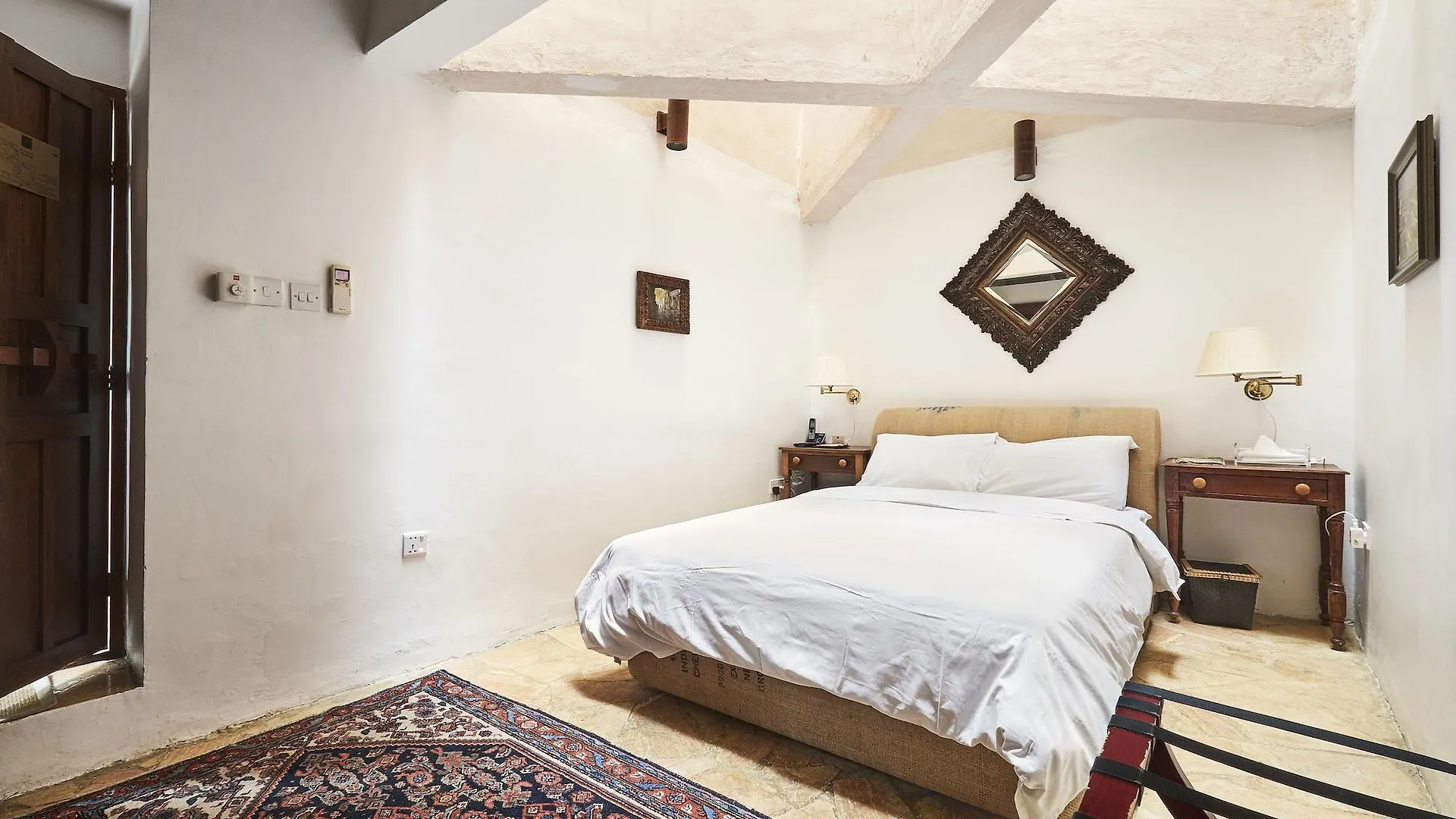 Konukevi Xva Art Hotel Dubai